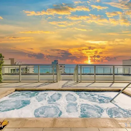 Beachfront Resort - Hot Tub & Pool- Near Beach